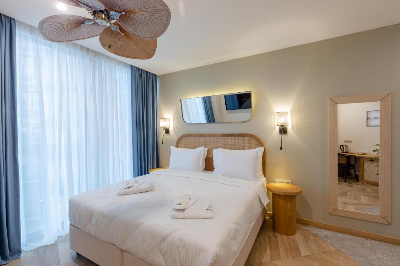 Miramar Luxury Residences Batumi Bagian luar foto