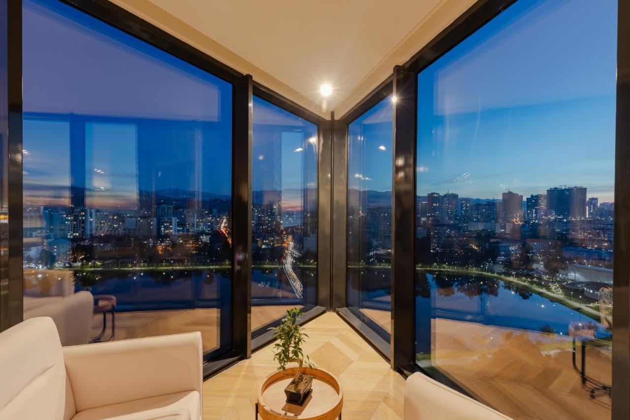 Miramar Luxury Residences Batumi Bagian luar foto View from a typical apartment