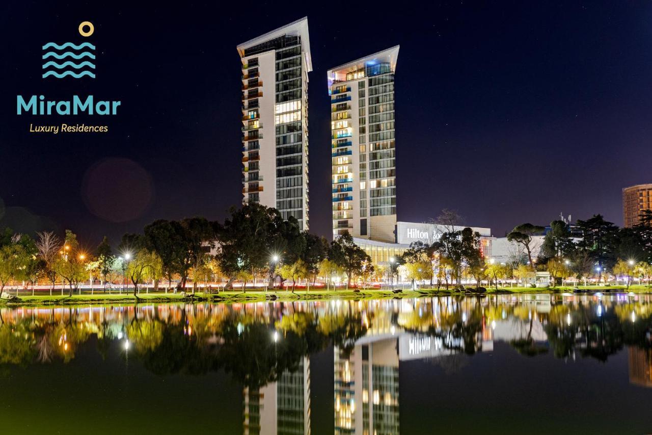 Miramar Luxury Residences Batumi Bagian luar foto Miramar Residences